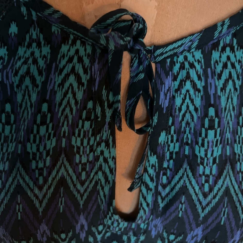 Women's Prana blouse navy and greens size xl - Picture 2 of 8